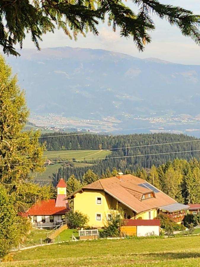 Апартаменты Urige Waldbienenhuette Diex Экстерьер фото